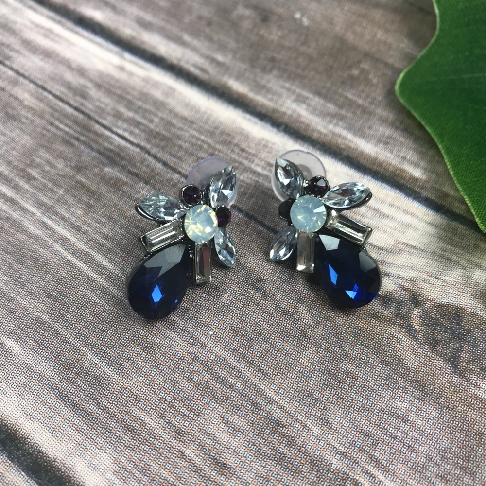 New! Blue Silver Gray White Gem Detailed Earrings